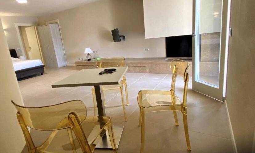 Vela Di Soleville Camere Con E Senza Vista Lago Con Ristorante & Pizzeria Sale Marasino Kültér fotó