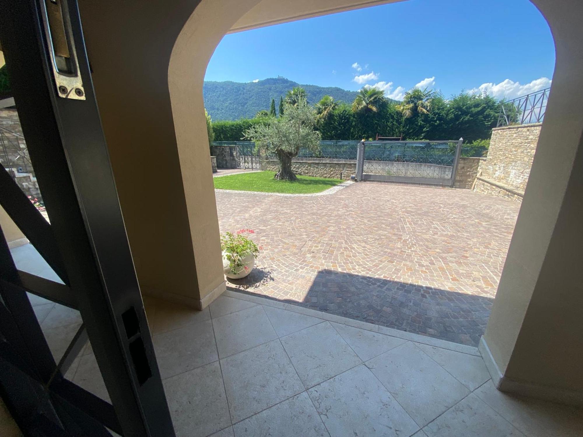 Vela Di Soleville Camere Con E Senza Vista Lago Con Ristorante & Pizzeria Sale Marasino Kültér fotó