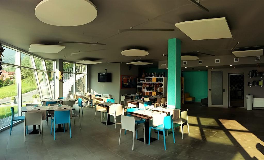 Vela Di Soleville Camere Con E Senza Vista Lago Con Ristorante & Pizzeria Sale Marasino Kültér fotó
