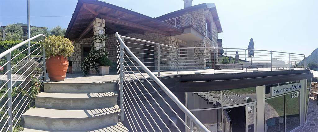Vela Di Soleville Camere Con E Senza Vista Lago Con Ristorante & Pizzeria Sale Marasino Kültér fotó